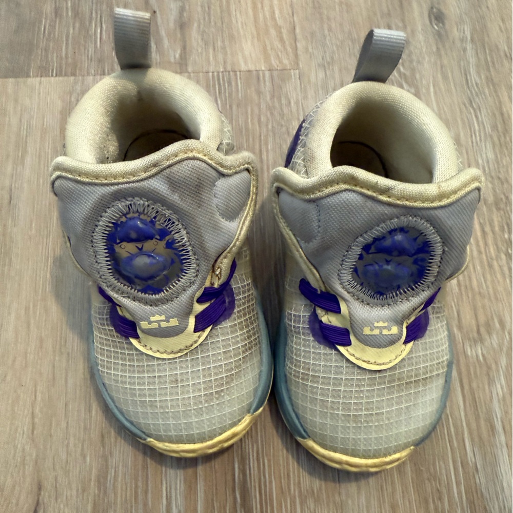 LeBron Toddler Shoes Size 5